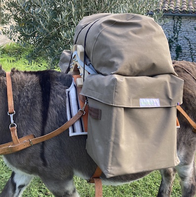 Sacoches, Carrélines, Balaïtous, matériel randonnée pas cher, bât pour âne Bât pas cher, bât pour ânes, chevaux, poneys, mules, chèvres, fabrication française, fabrication artisanale